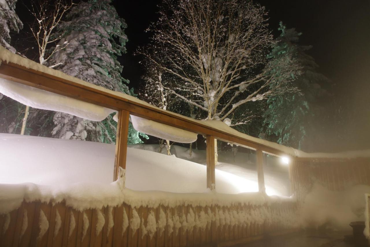 K'S House Hokkaido - Asahidake Onsen Hostel Higashikawa Dış mekan fotoğraf