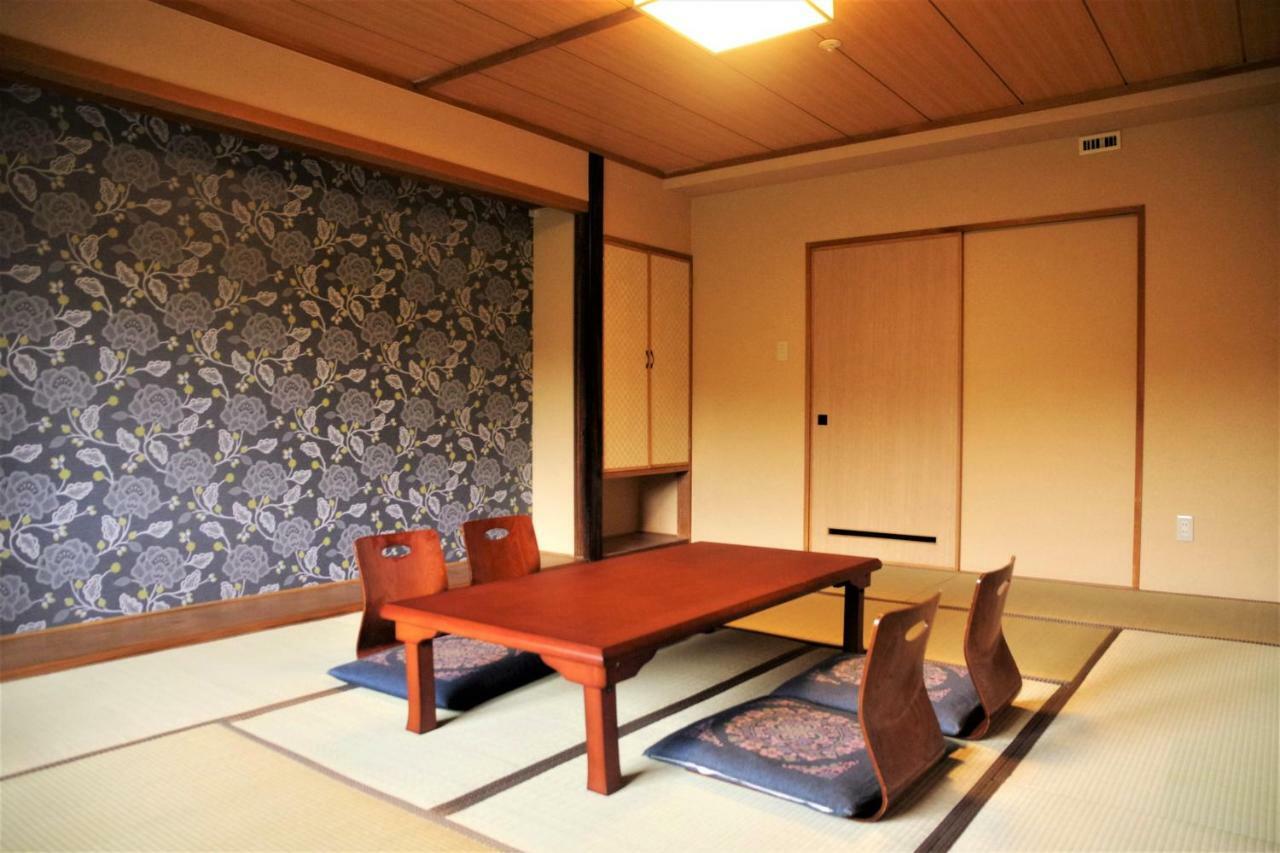K'S House Hokkaido - Asahidake Onsen Hostel Higashikawa Dış mekan fotoğraf